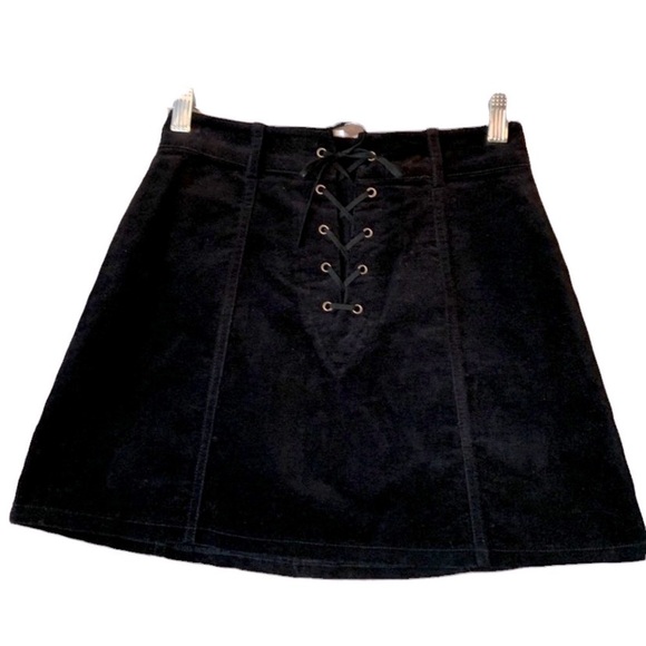 Forever 21 Dresses & Skirts - Forever 21 Velveteen Boho Black Lace Up Front Mini Skirt Size Small